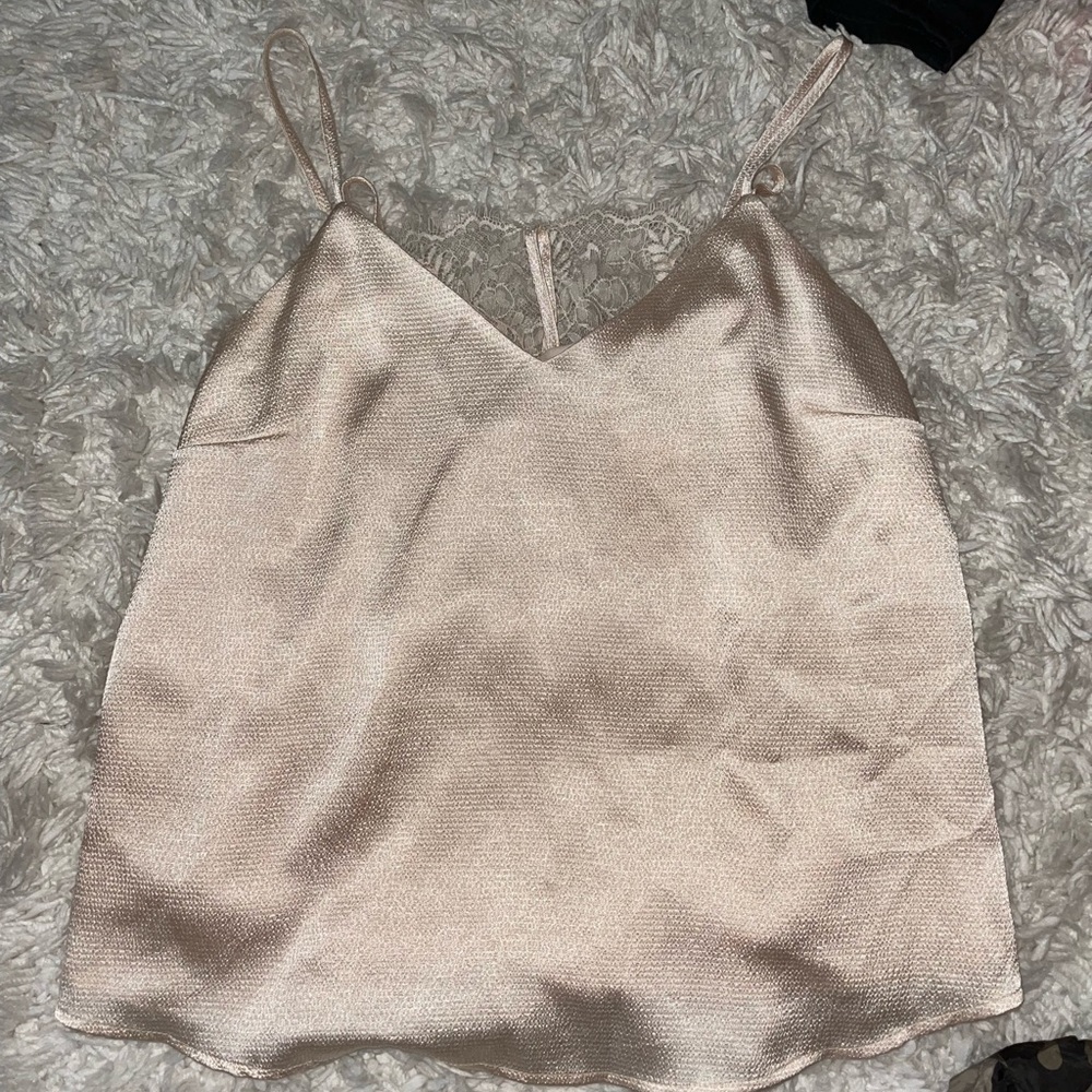 NEVER WORN Tan silk tank top